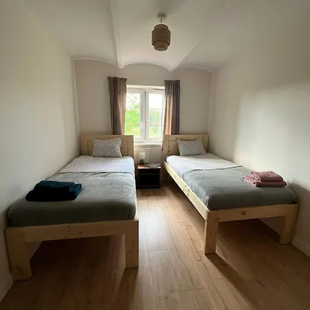 Uroczysko Jakubowo Апартаменты Домбрувно